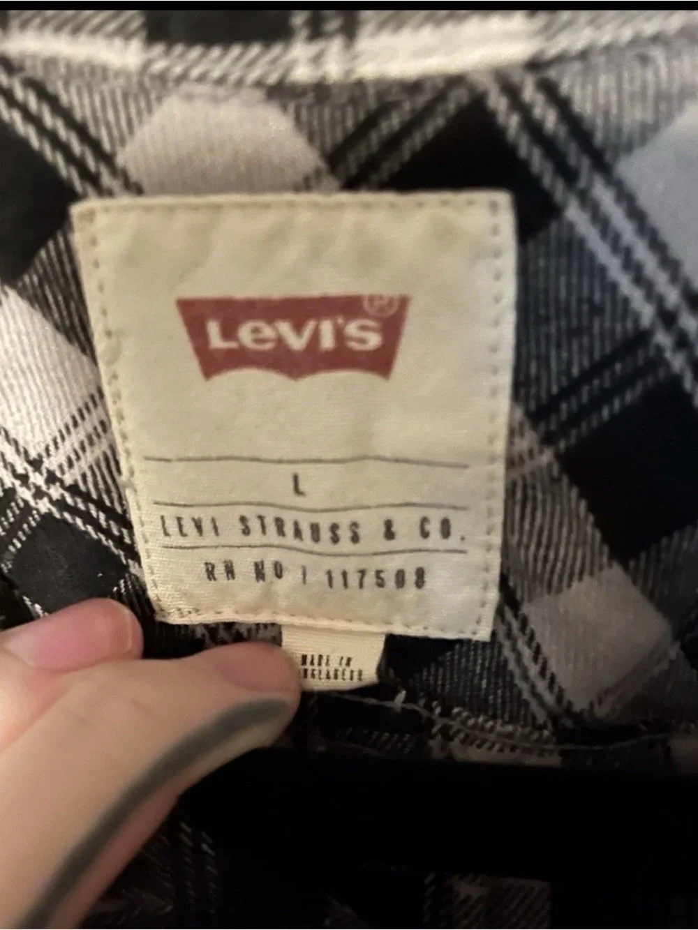 Levi's Men's Black & Gray Plaid Button-Down Shirt Size M
